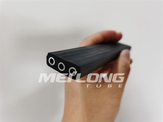 Ντούμπλεξ 2205 τοποθετημένη σε κάψα γραμμή Flatpack ελέγχου με 3 γραμμές για το πετρέλαιο και τις πετρελαιοπηγές